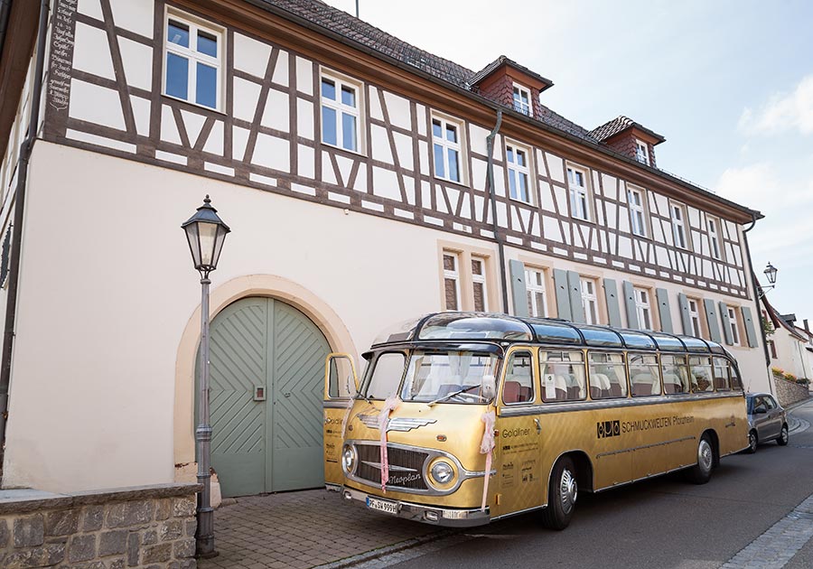 Hochzeitsreportage in Pforzheim Villa Hammerschmiede